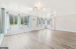 5 SICKLERVILLE Road, SICKLERVILLE, NJ 08081