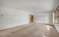 903 Parallel Street, Chaska, MN 55318