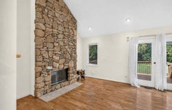 821 HONEYSUCKLE LN, HARRISONBURG, VA 22802