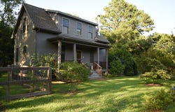 1 JEFFERSON ST, ONANCOCK, VA 23417