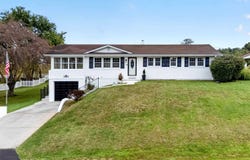 6638 Riverview Drive, Fairlawn, VA 24141