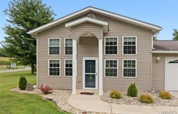 22017 Panorama Drive, Carlyle, IL 62231