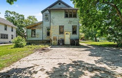 524 Forest Street, Kalamazoo, MI 49008