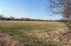 Curtis, Lincoln, AR 72744