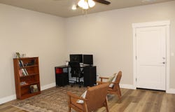 1015 E Canyon Dr, Big Water, UT 84741
