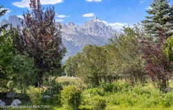135 HUCKLEBERRY Drive, Jackson, WY 83001