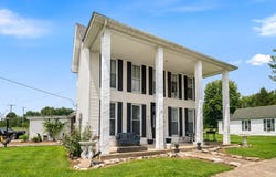139 West St, Winchester, OH 45697