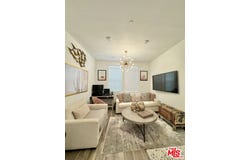 26976 Prospector Rd, Valencia, CA 91381