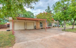 323 S State Street, Bronte, TX 76933
