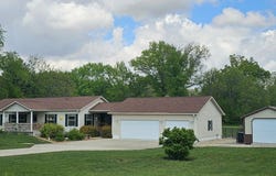 1416 E Whitcomb Avenue, Clinton, IN 47842