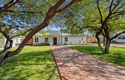 2209 E WINDSOR Avenue, Phoenix, AZ 85006