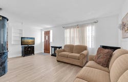 4223 MOOG Road, HOLIDAY, FL 34691