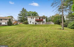 395 MARSHALL Drive, ORWIGSBURG, PA 17961