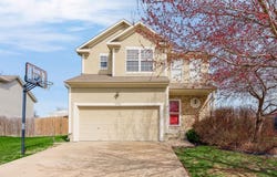 11504 E 207th Circle, Peculiar, MO 64078