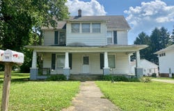 109 W Madison Street, Philo, IL 61864