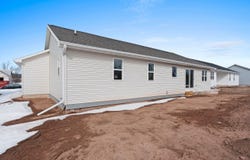 N9272 CONSTELLATION Drive, APPLETON, WI 54915