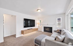 7879 S OAK St, Midvale, UT 84047