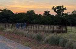 N 1800 Rd. & E 1060 Rd., Cheyenne, OK 73628