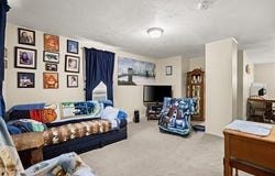 30 Orange St, Fall River, MA 02720