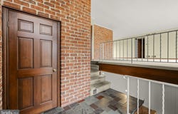 301 E LANCASTER Avenue, DENVER, PA 17517