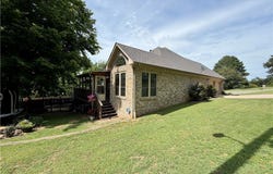 1201 Carruthers Drive, Morrilton, AR 72110