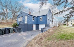52 Albemarle Ave., Lexington, MA 02420