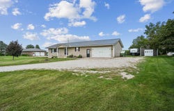 3088 State 13 Highway, Ryan, IA 52330