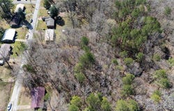 Wreen Street, York, AL 36925