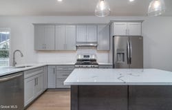 44 Priddle Lane, Latham, NY 12110