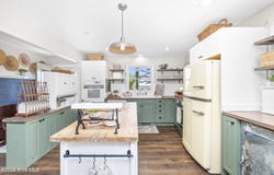 126 Narrow Shore Road, Aydlett, NC 27916