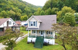 412 Poplar Terrace, Harlan, KY 40831