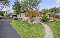1626 Main Street, Highland, IL 62249