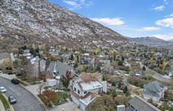11722 S CASSOWARY Dr E, Sandy, UT 84092