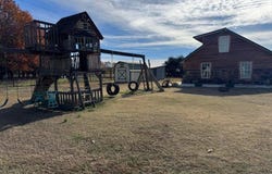 895 Lawrence 2150, Wentworth, MO 64873