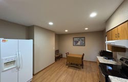 327 Cliff Ave, Sioux Falls, SD 57103