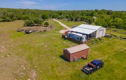 3575 baker, Kingsbury, TX 78638