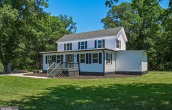 2426 HAMPTON HALL Road, CALLAO, VA 22435