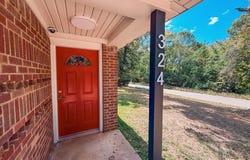 324 Sherry Ln, PALESTINE, TX 75803