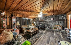 7672 Lanese Drive, Windsor, OH 44099