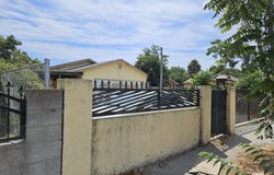 2238 E 120th St, Los Angeles, CA 90059