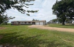 27229 State Highway 264, Worthington, MN 56187