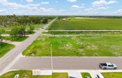 437 N Leon Avenue, Elsa, TX 78543