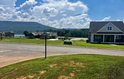Leeward Drive, Jasper, TN 37347