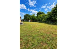 3271 NW 182nd St, Miami Gardens, FL 33056