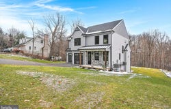 4 PINE TREE Drive, NEW CUMBERLAND, PA 17070