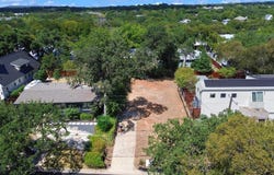2406 W 10th St, Austin, TX 78703
