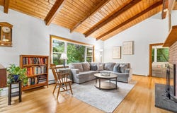 10 Lowell Dr, Stow, MA 01775