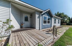 907 S 1st Street, Plattsmouth, NE 68048