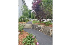 93 A Lexington St, Burlington, MA 01803