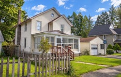 108 Elm St, Newark, NY 14513